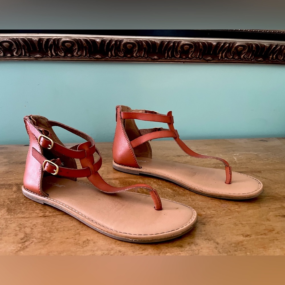 Cat and Jack leather sandals, big girls, sz5
